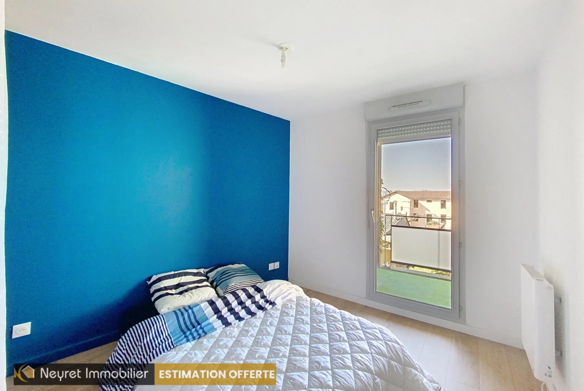 Appartement T3 avec balcon, parking et piscine à Villefranche-sur-Saône 