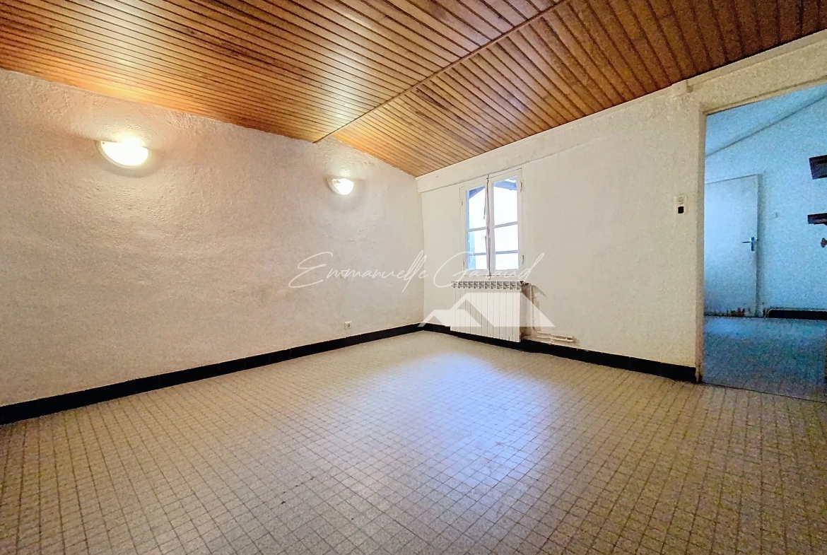 Appartement 2 pièces à Millau avec pièce annexe de 24 m² - bright et calme 