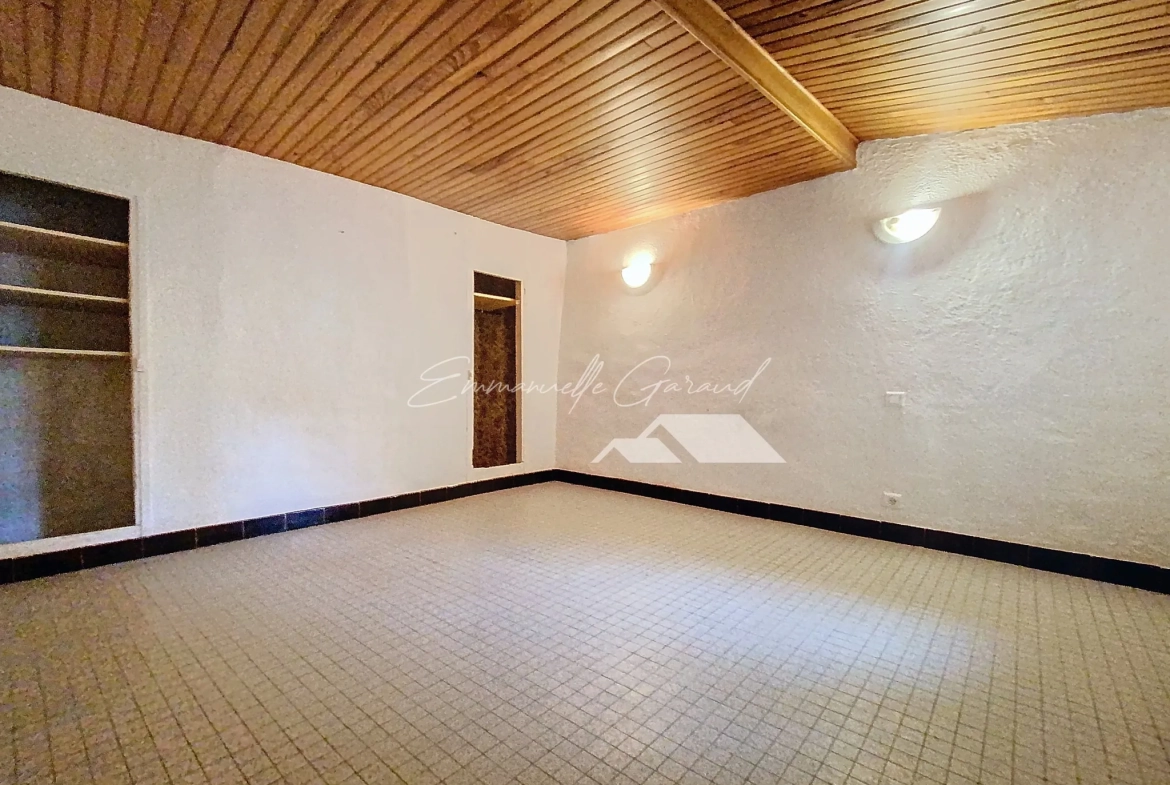 Appartement 2 pièces à Millau avec pièce annexe de 24 m² - bright et calme 