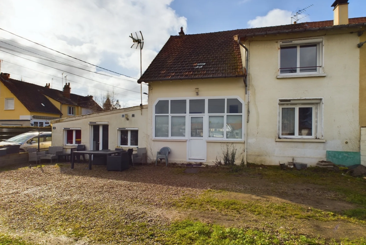 Maison à vendre de 91 m² avec jardin à Nevers, idéale première acquisition 