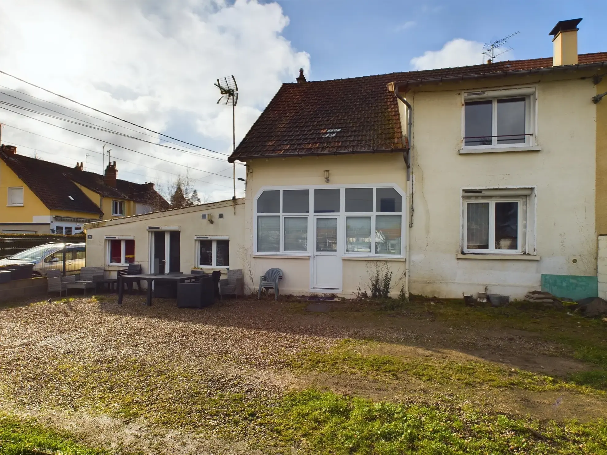 Maison à vendre de 91 m² avec jardin à Nevers, idéale première acquisition 