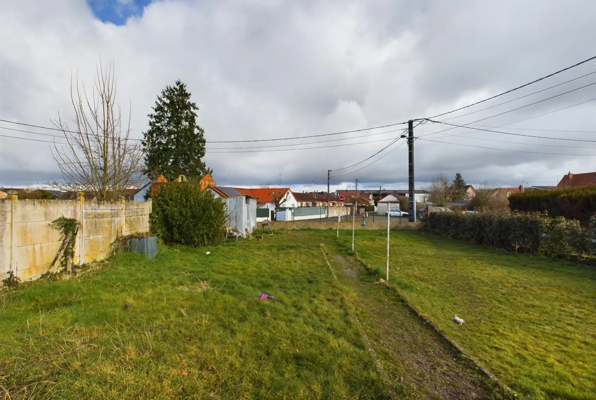 Maison à vendre de 91 m² avec jardin à Nevers, idéale première acquisition 