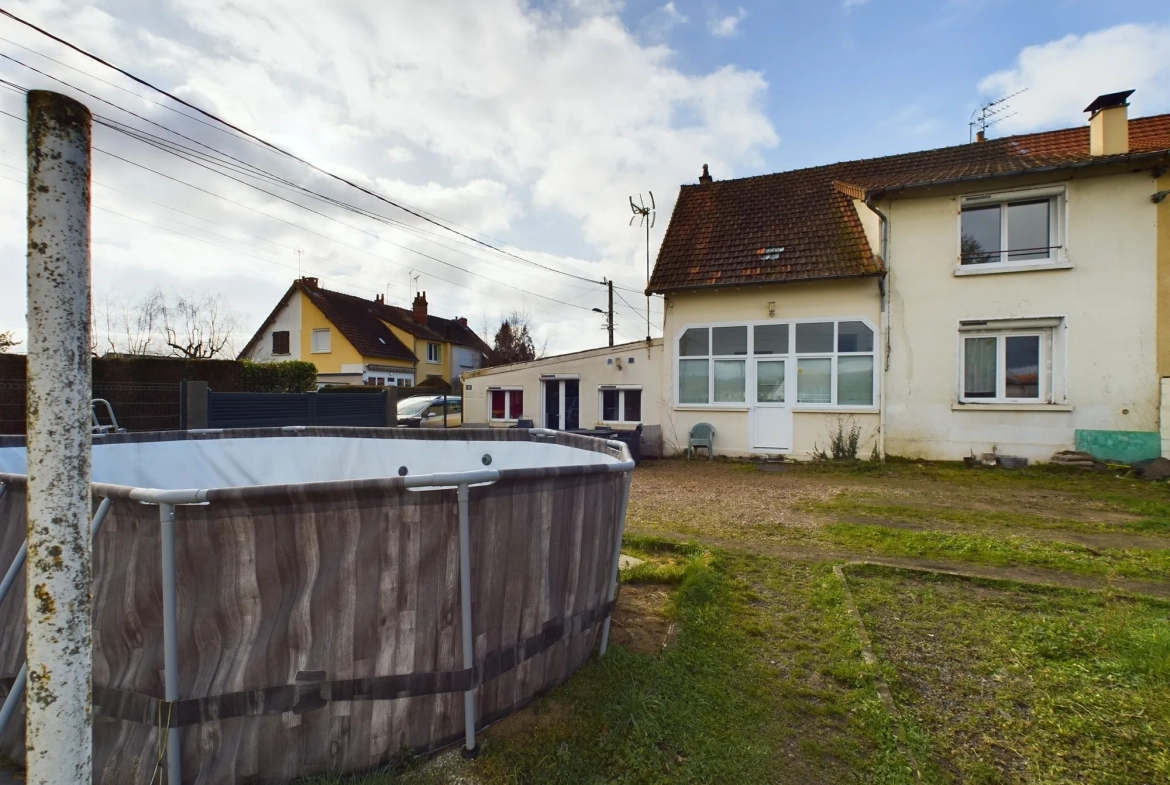 Maison à vendre de 91 m² avec jardin à Nevers, idéale première acquisition 