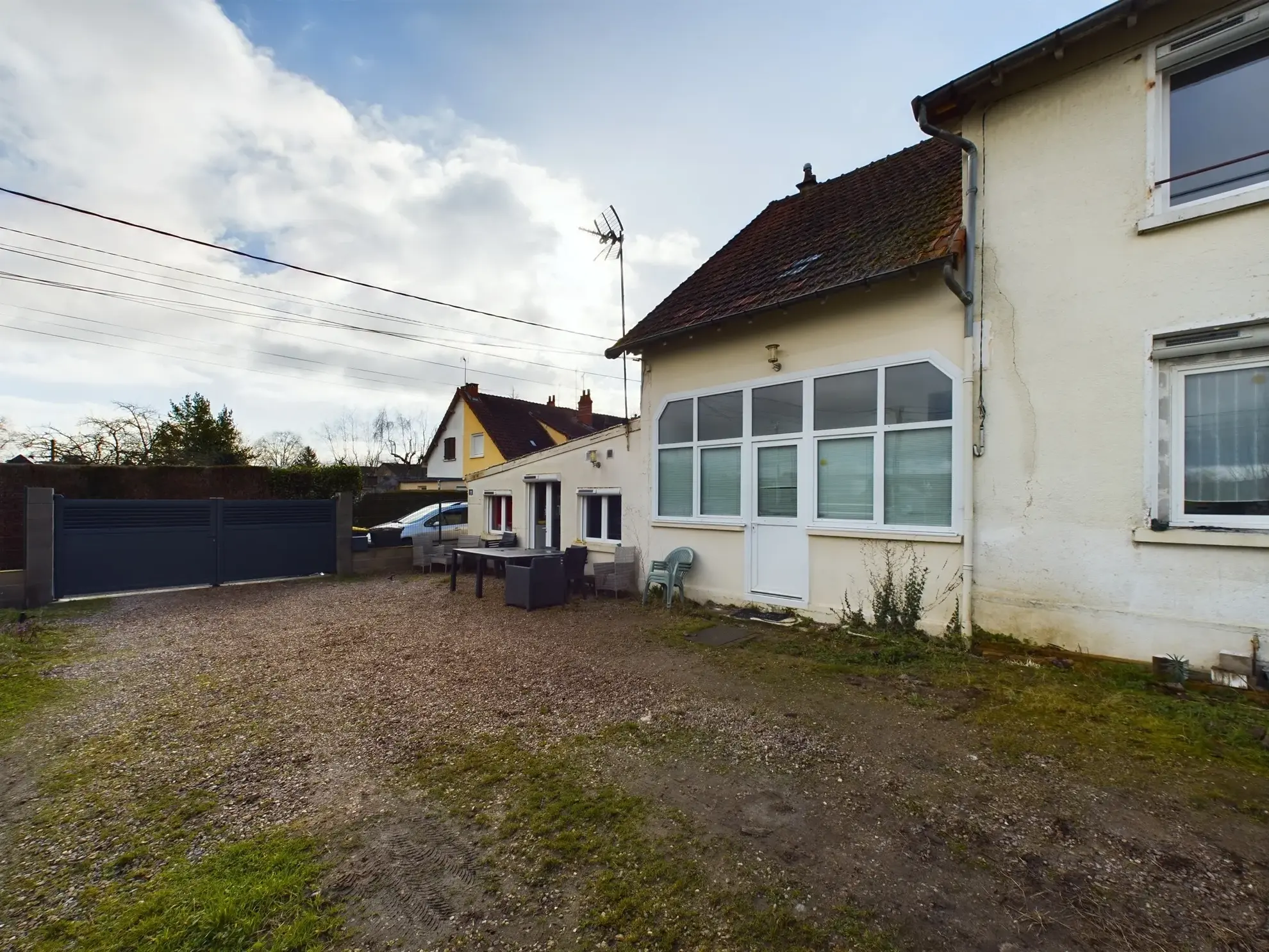 Maison à vendre de 91 m² avec jardin à Nevers, idéale première acquisition 