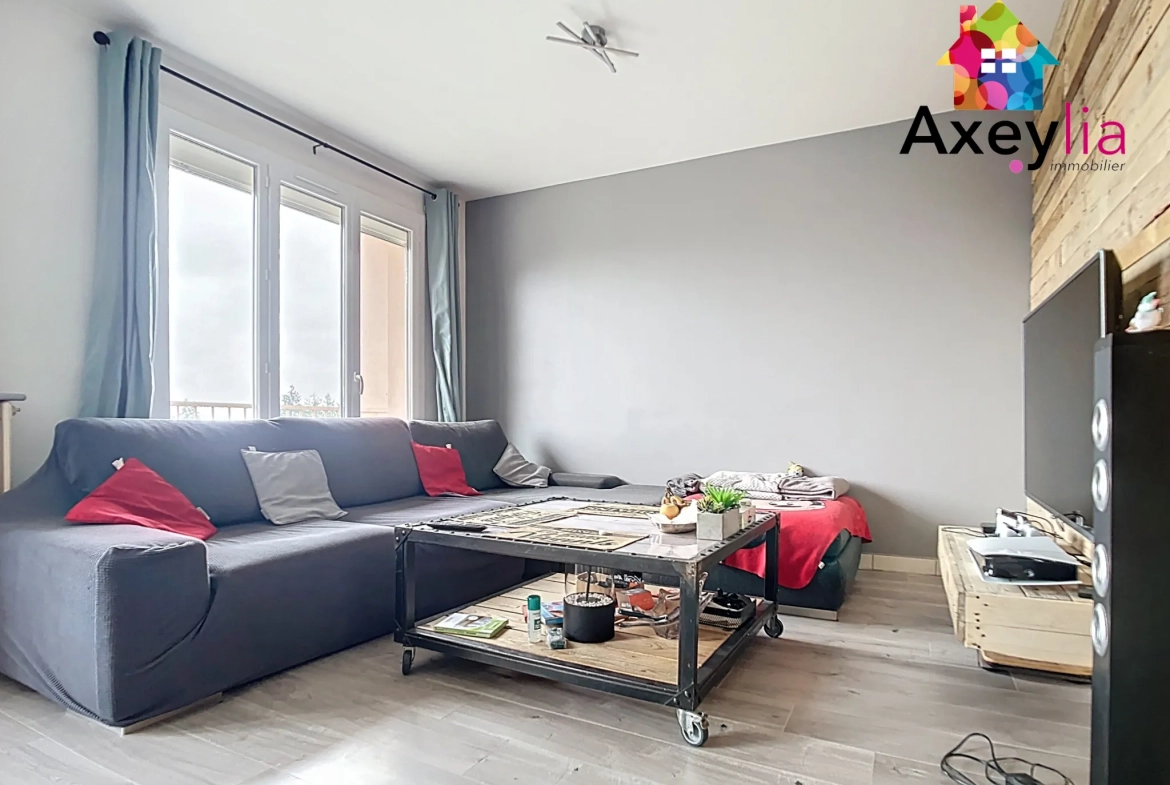 Appartement T4 à Riorges avec Balcons, Cave et Garage - Opportunité à Ne Pas Manquer 