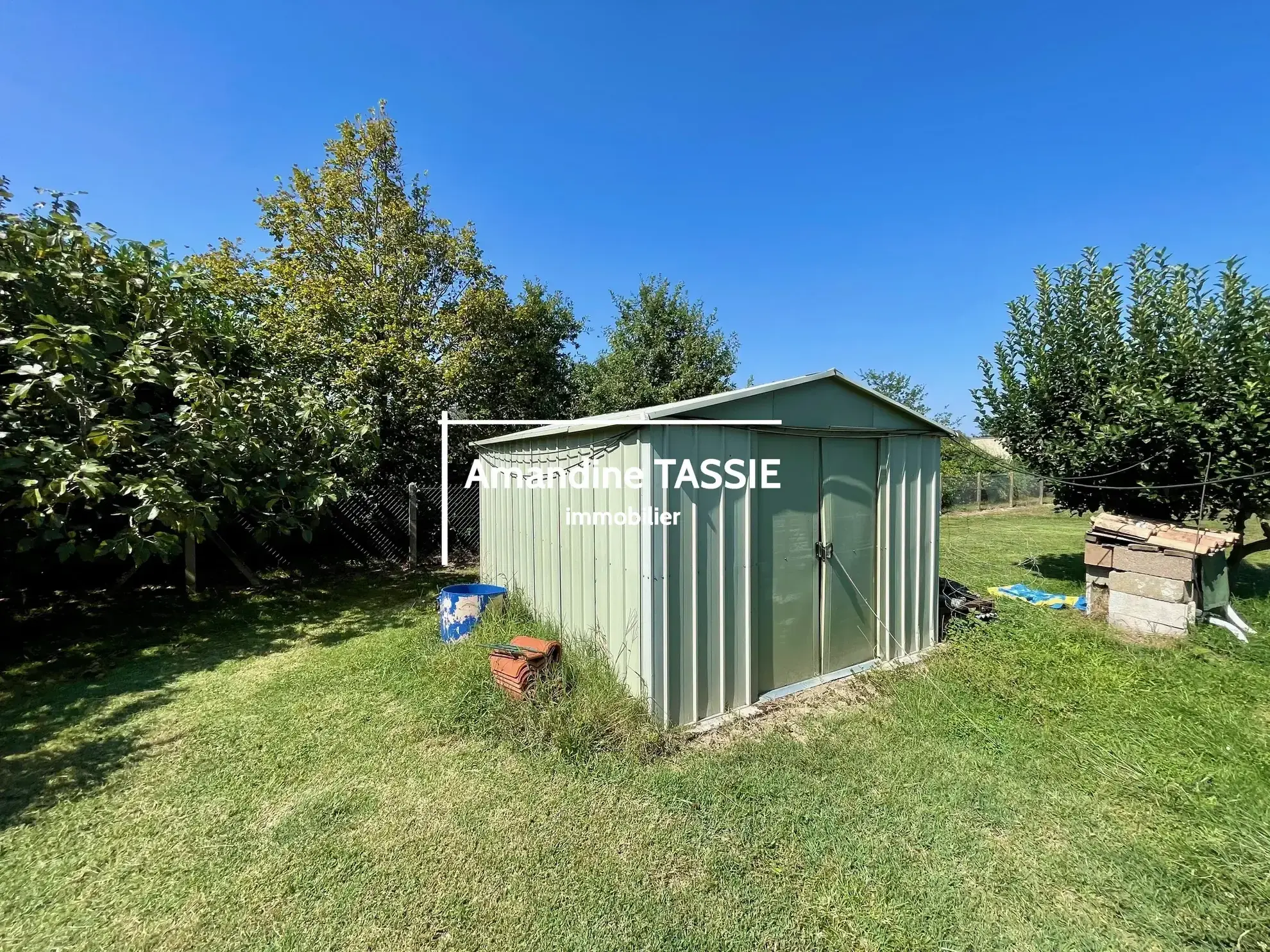 Maison individuelle lumineuse à Graulhet avec terrain constructible de 3450 m² 