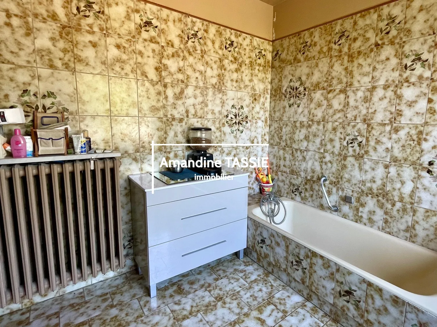 Maison individuelle lumineuse à Graulhet avec terrain constructible de 3450 m² 