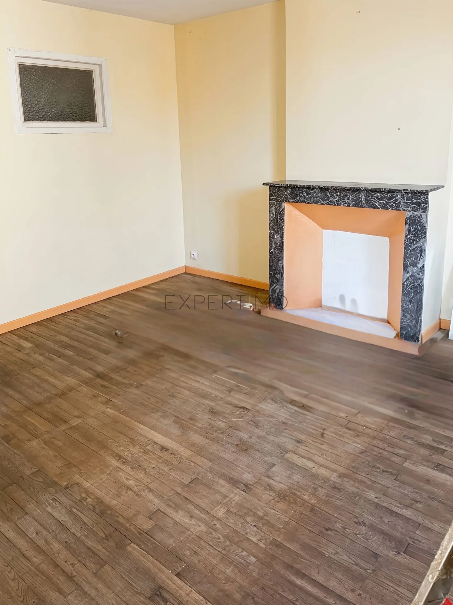 Charmante maison des années 50 avec balcon à Villeréal proche commodités 