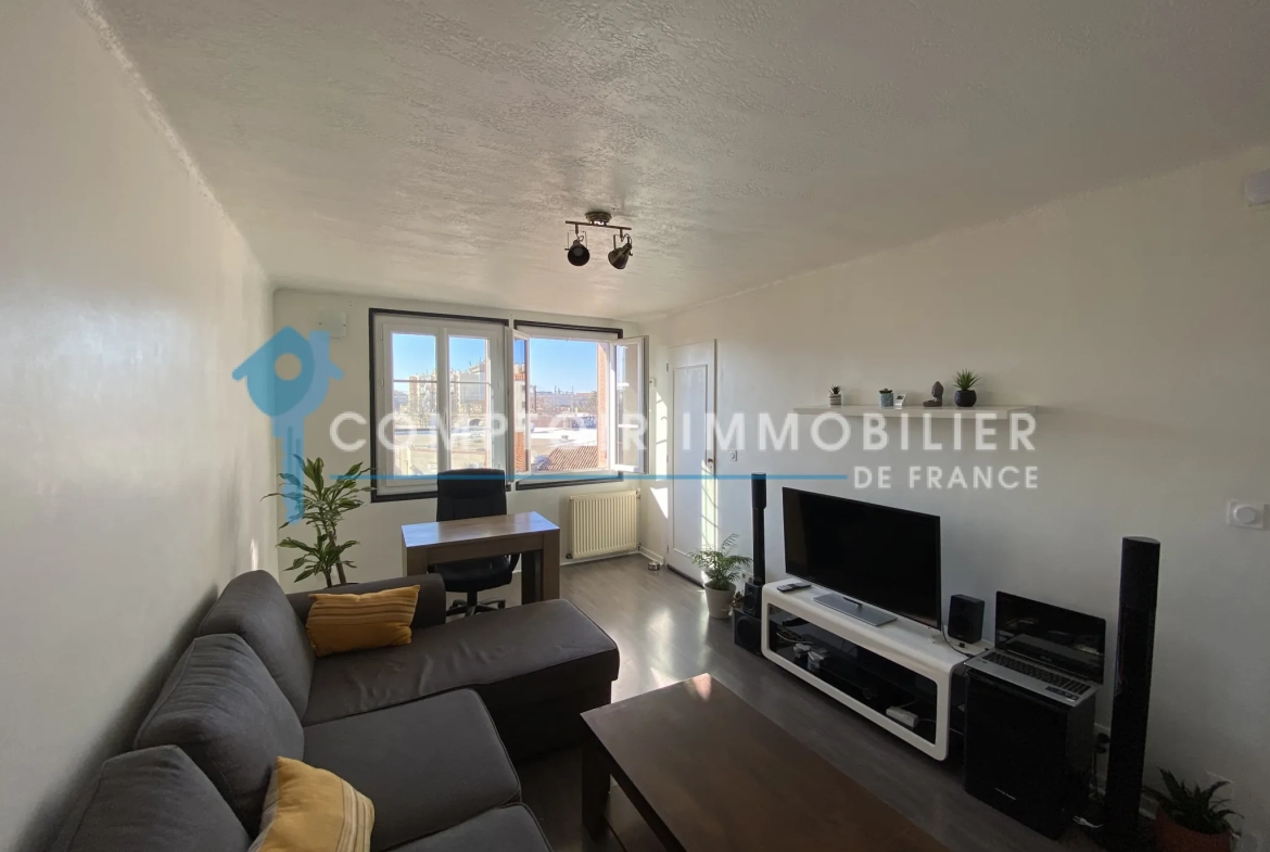 Bel appartement T4 de 60 m² à Nîmes, secteur Les Amoureux, rénové et bien situé 