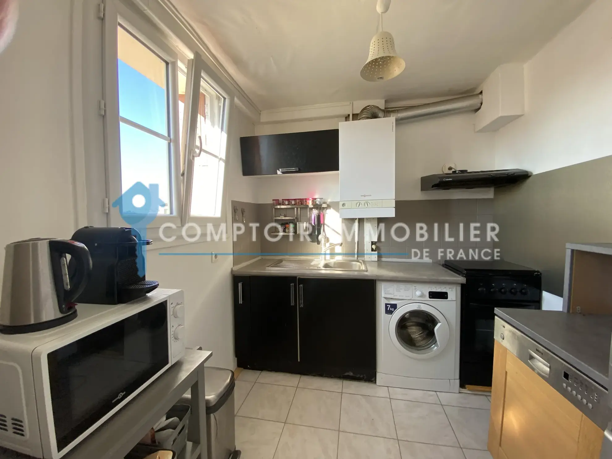 Bel appartement T4 de 60 m² à Nîmes, secteur Les Amoureux, rénové et bien situé 