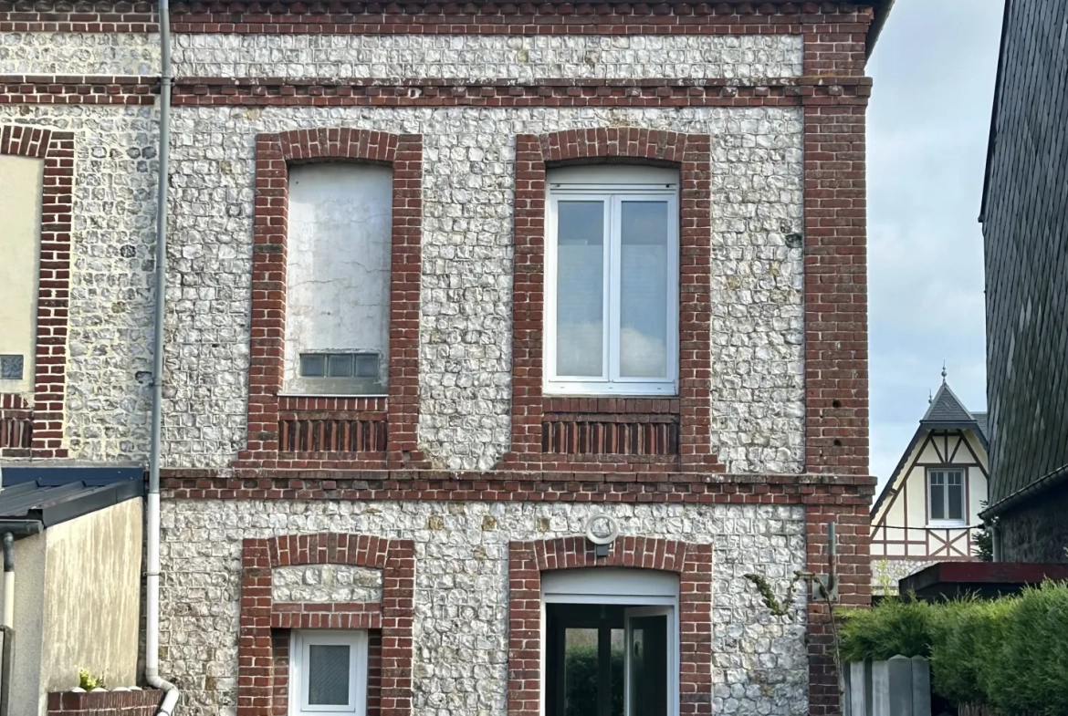 Maison de charme en briques et silex à Saint-Pierre-en-Port près des plages 