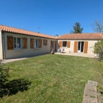 Maison de plain-pied à Magne - 4 chambres, garage, terrain clos