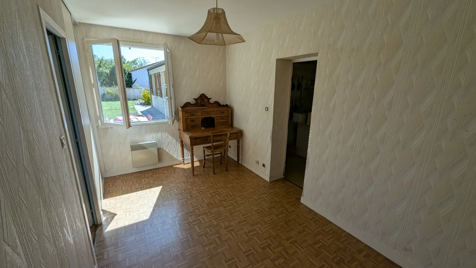 Maison de plain-pied à Magne - 4 chambres, garage, terrain clos 