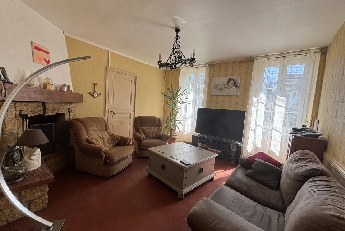 Maison briarde à Saint Cyr Sur Morin de 144 m² avec potentiel de rénovation 