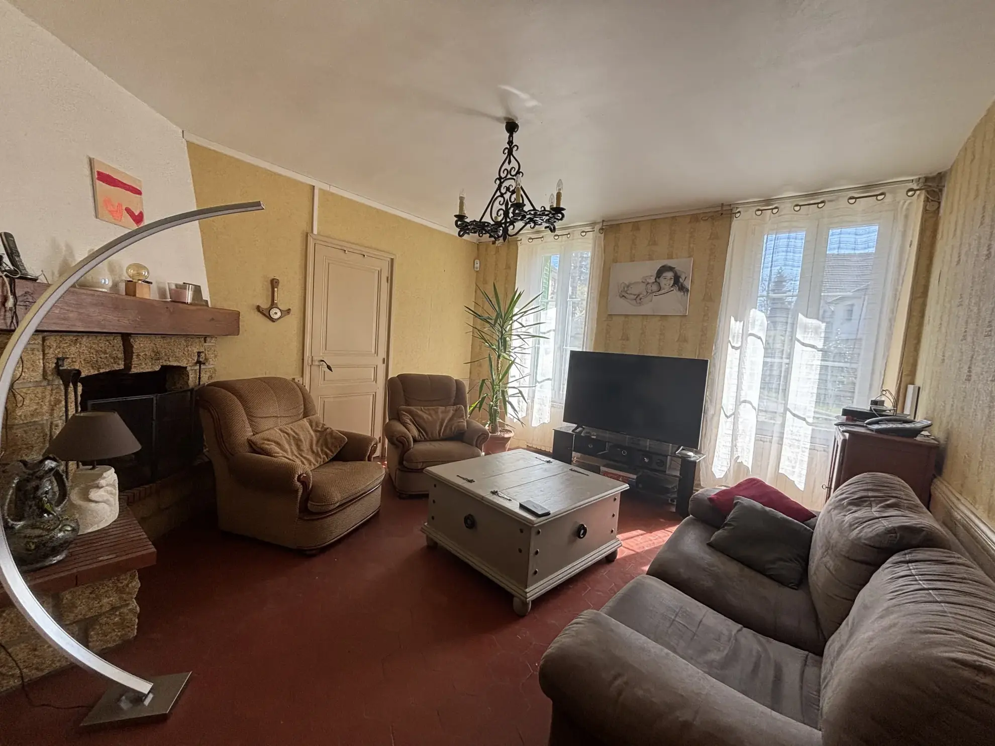 Maison briarde à Saint Cyr Sur Morin de 144 m² avec potentiel de rénovation 
