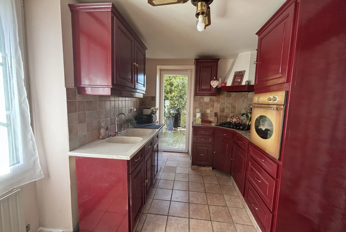 Maison briarde à Saint Cyr Sur Morin de 144 m² avec potentiel de rénovation 