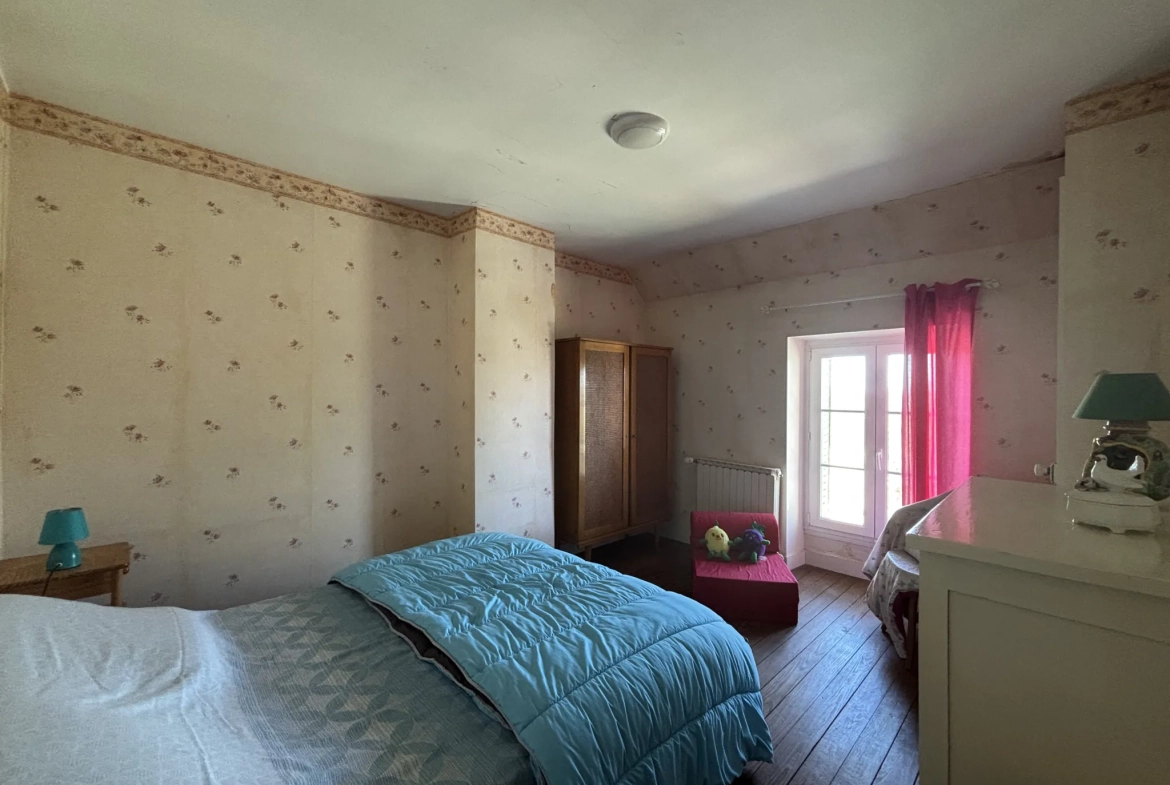 Maison briarde à Saint Cyr Sur Morin de 144 m² avec potentiel de rénovation 