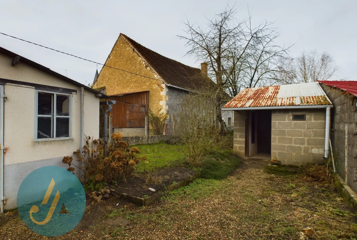 Maison de village polyvalente à Arquian, proche Cosne et Nevers, idéale pour résidence ou investissement 