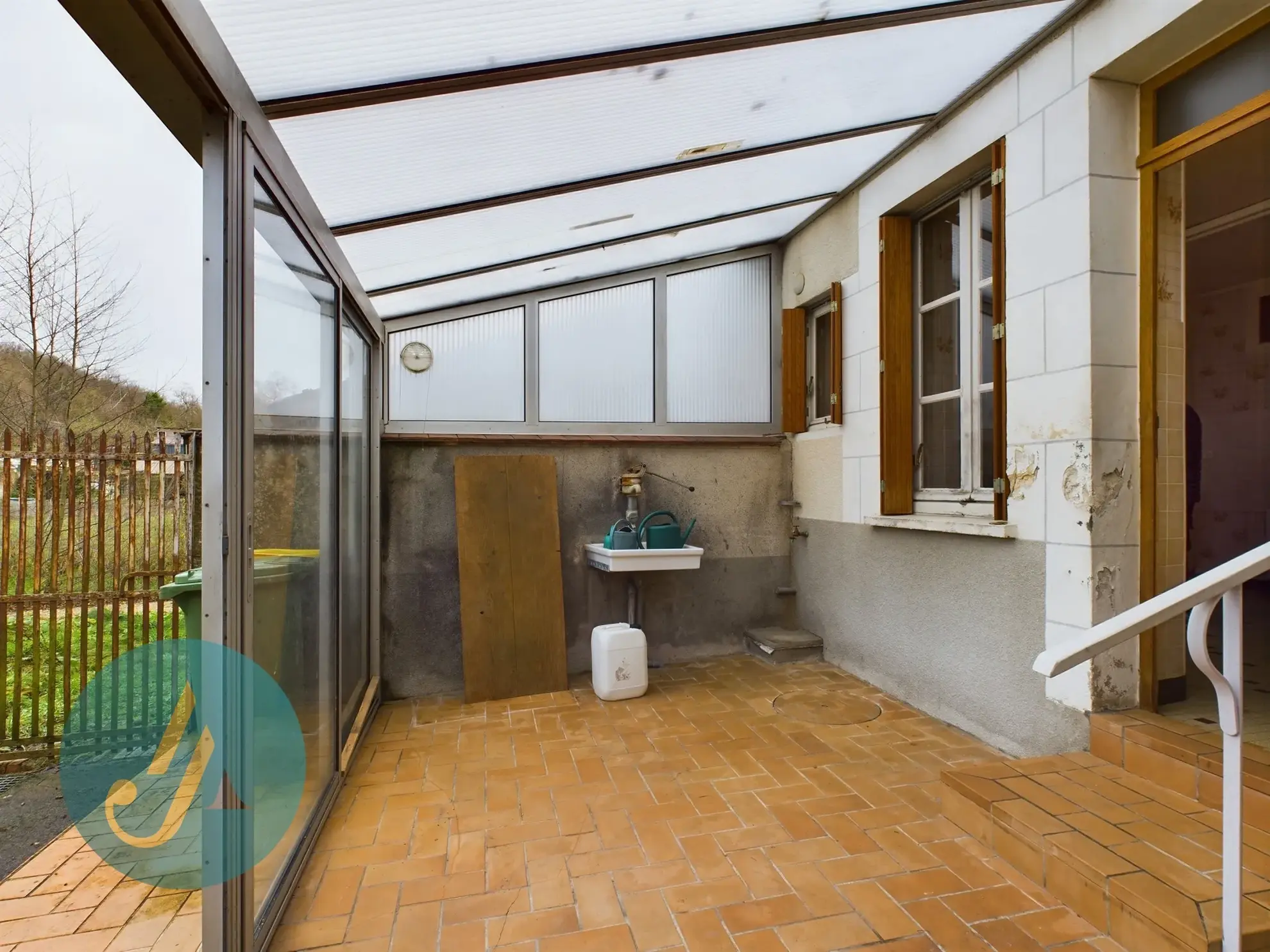 Maison de village polyvalente à Arquian, proche Cosne et Nevers, idéale pour résidence ou investissement 