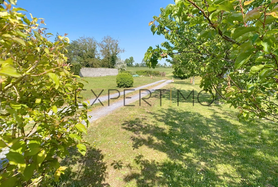 Terrain constructible de 1080 m² à Landes sur Ajon - Hors lotissement 