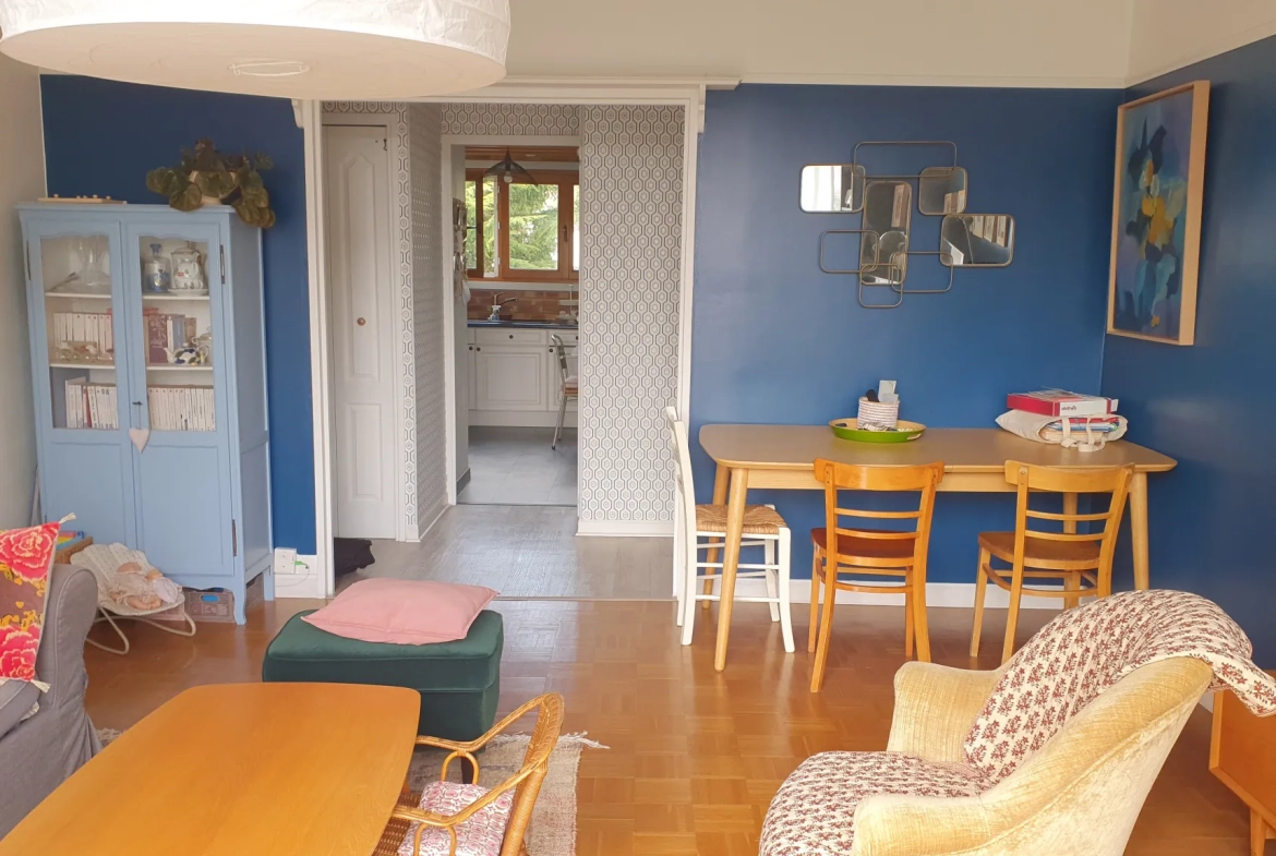 Appartement 3 pièces lumineux avec balcon, cave et parking à Yerres 