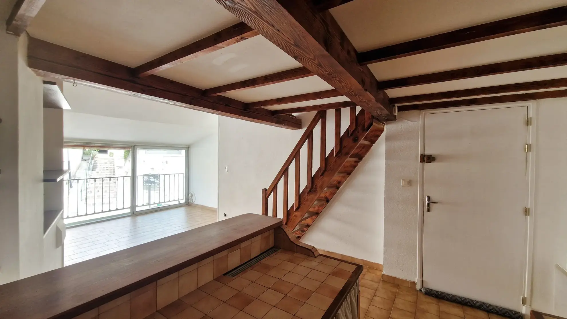 Appartement lumineux de 53 m² avec mezzanine à Velaux, proche Aix-en-Provence 