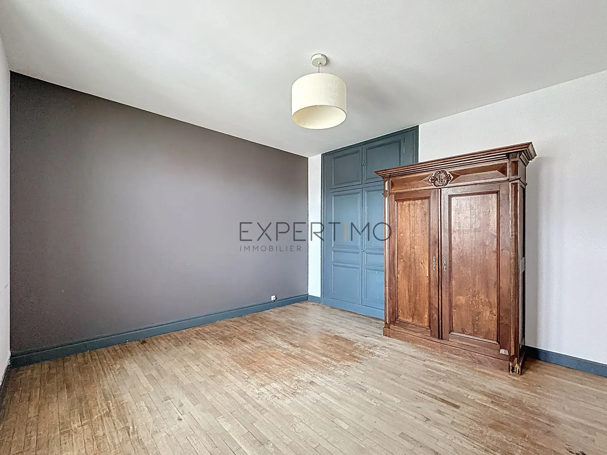 Maison à vendre à Sermoyer avec jardin, dépendances et combles aménageables 