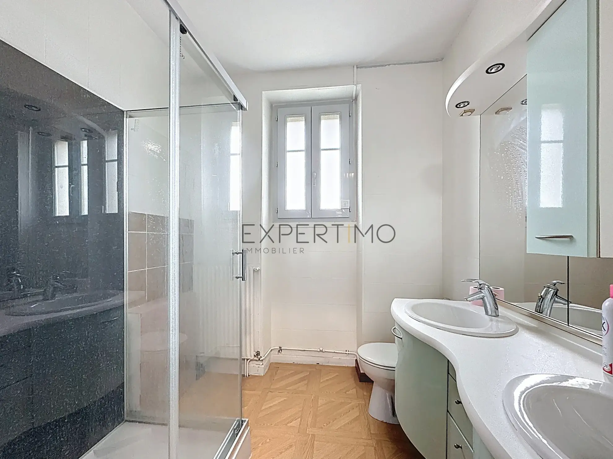 Maison à vendre à Sermoyer avec jardin, dépendances et combles aménageables 