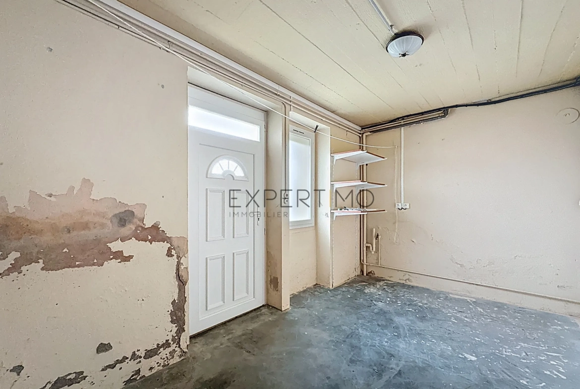 Maison à vendre à Sermoyer avec jardin, dépendances et combles aménageables 