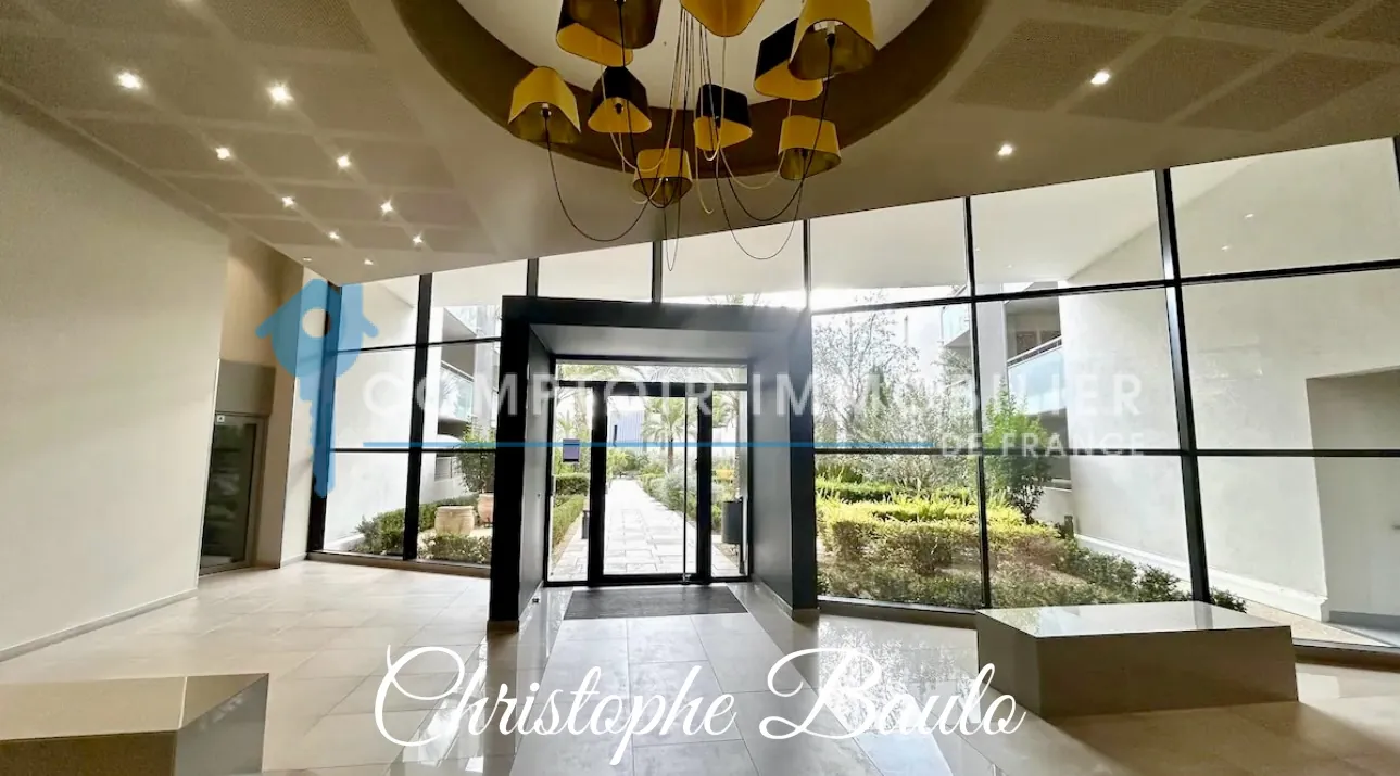 Appartement T3 de 66 m² avec terrasse et stationnement à Lattes 
