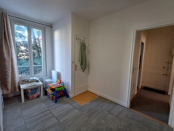 Appartement 3 pièces à Viry-Châtillon proche gare de Juvisy