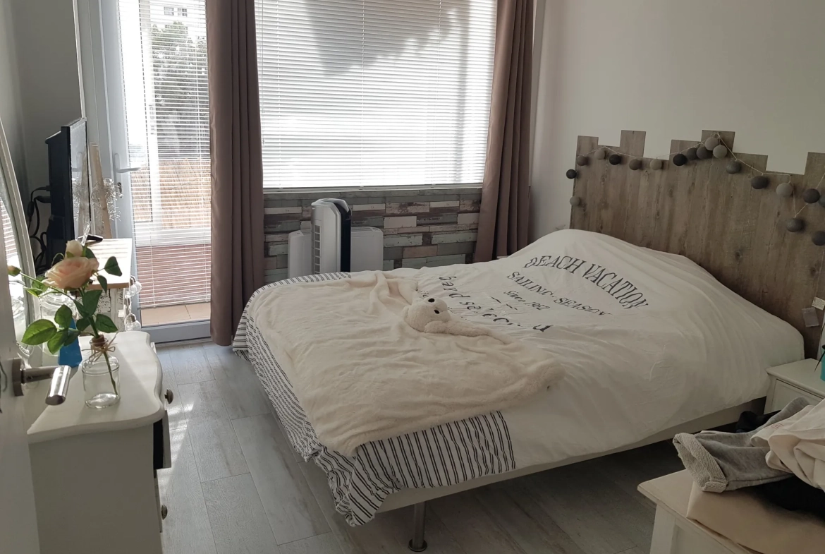 Appartement T2 de 39,12 m² avec vue dégagée à Marseille - Résidence sécurisée 