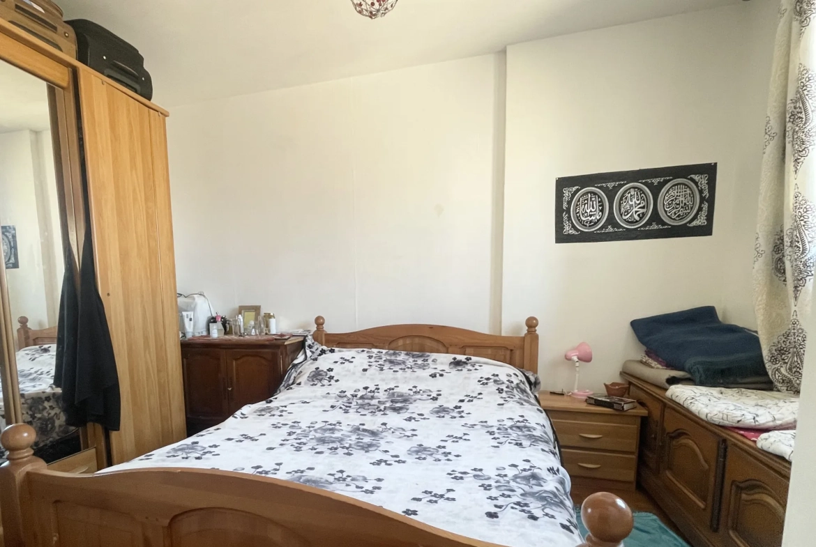 Appartement T4 lumineux de 72,61 m² avec balcon à Marseille 3ème 