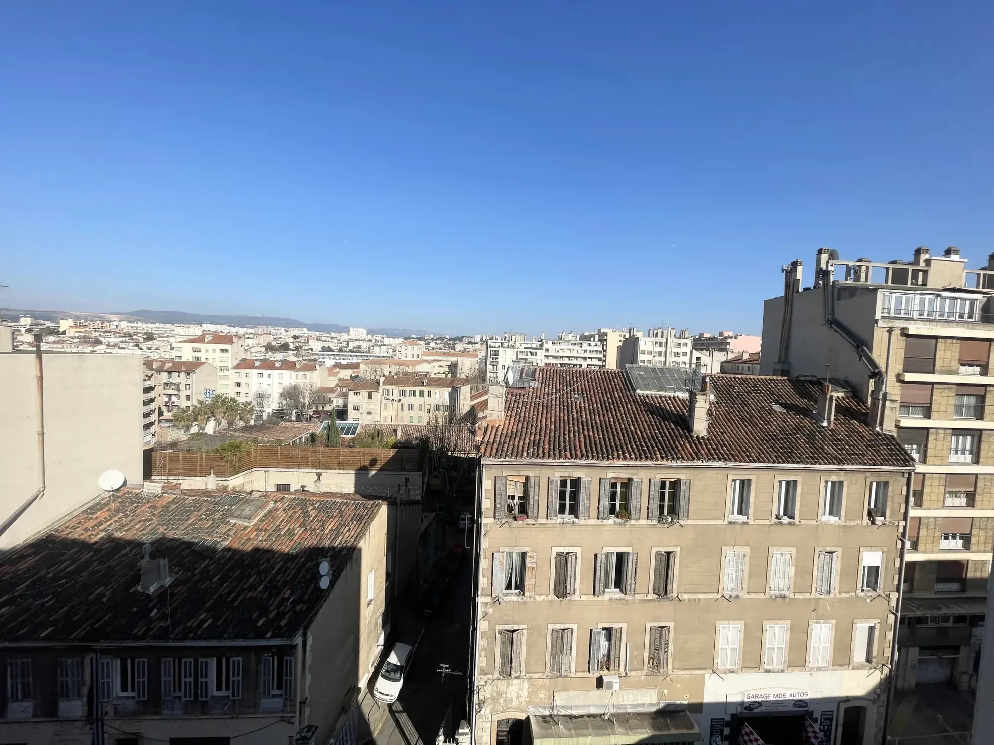 Appartement T4 lumineux de 72,61 m² avec balcon à Marseille 3ème 