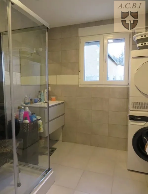 Maison à vendre à Villerable, 113 m² avec garage et caves troglodytes près de Vendôme 