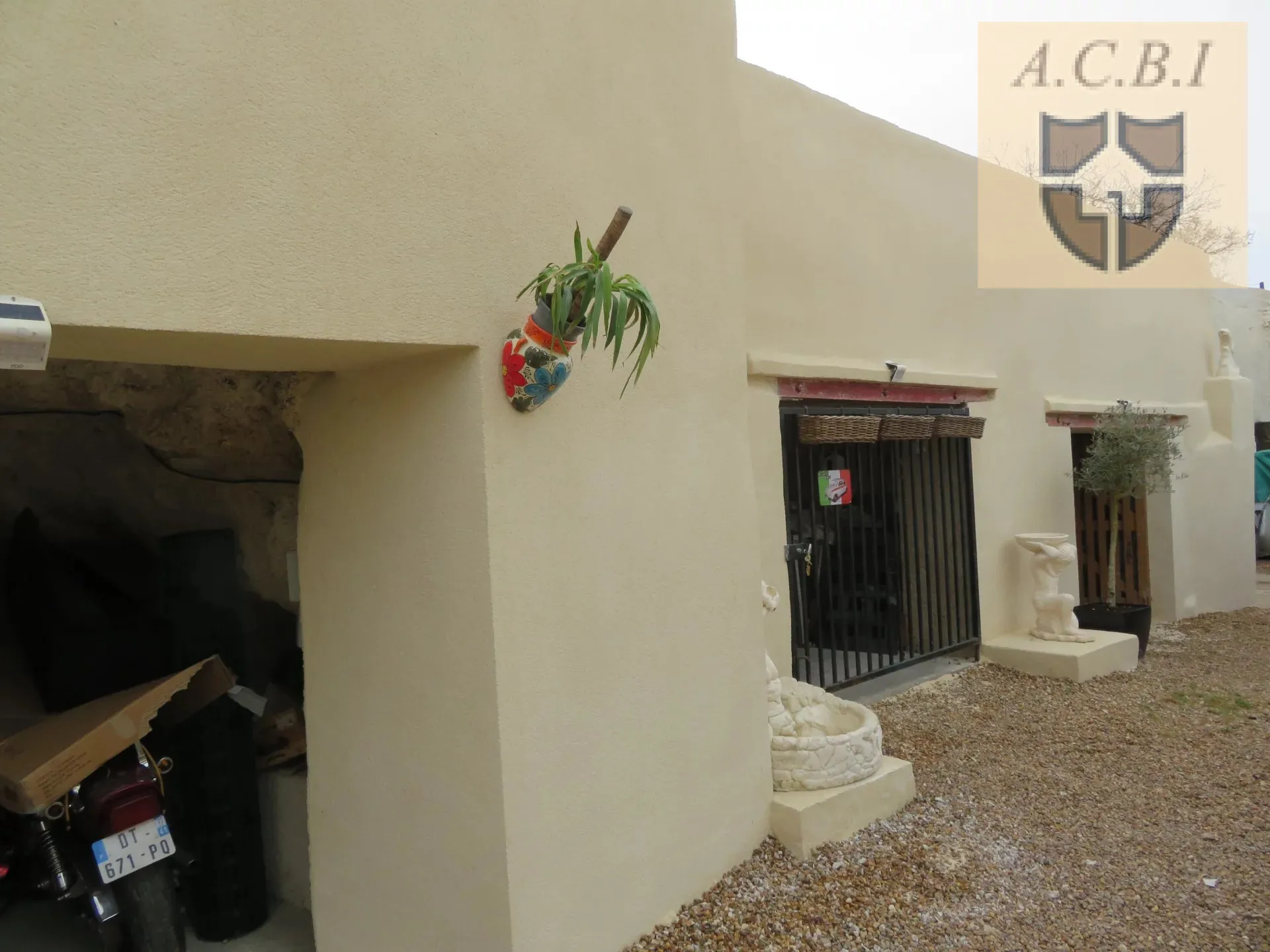 Maison à vendre à Villerable, 113 m² avec garage et caves troglodytes près de Vendôme 