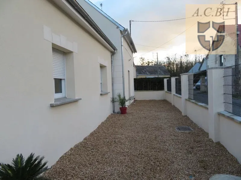 Maison à vendre à Villerable, 113 m² avec garage et caves troglodytes près de Vendôme 
