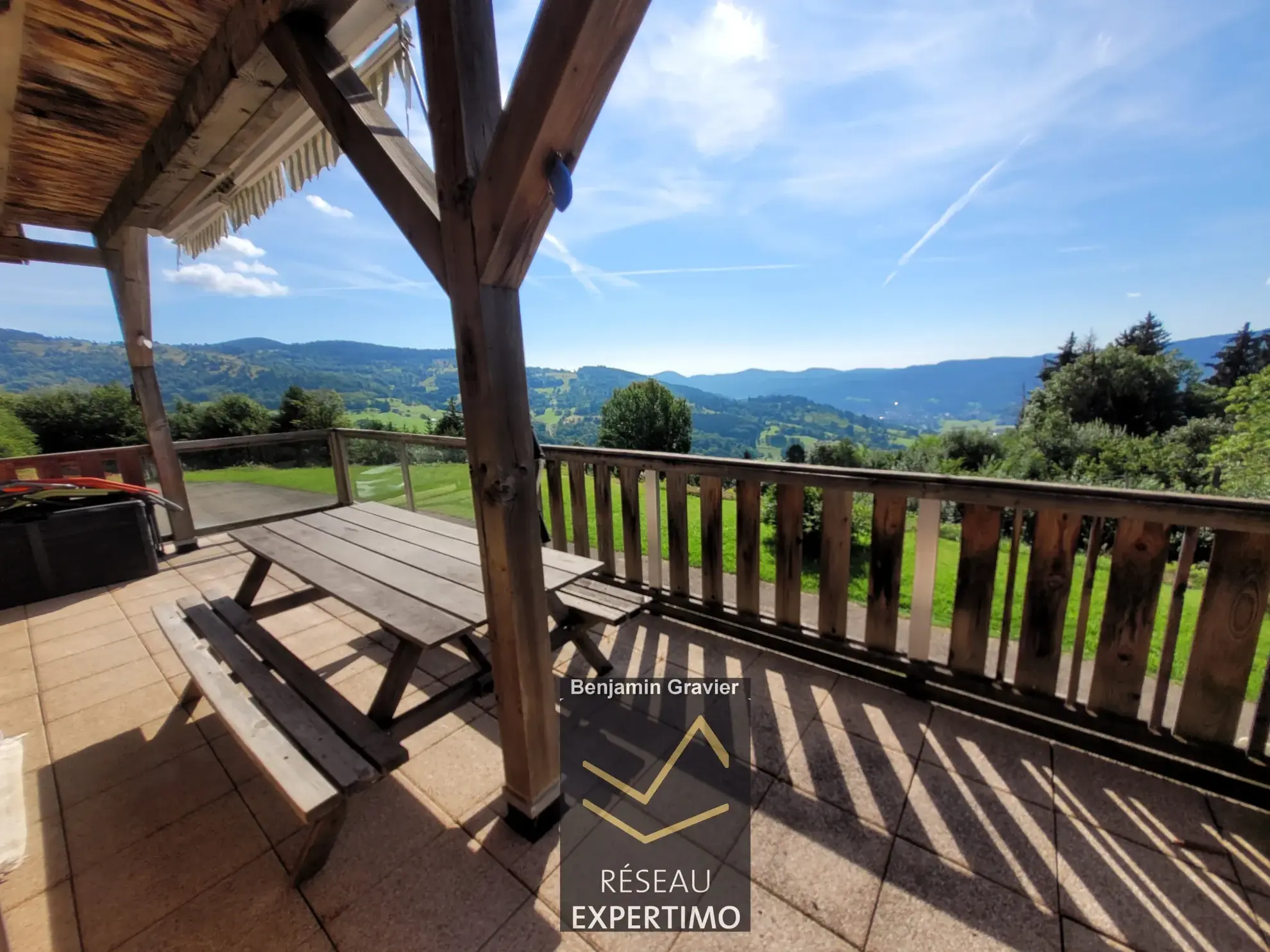 Appartement T2 avec vue imprenable à Soultzeren, proche Munster et Colmar 