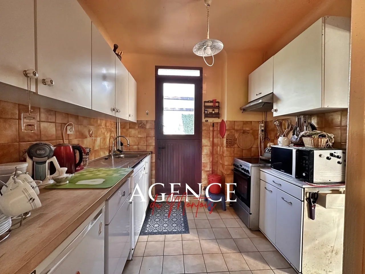 Charmante maison villageoise à Bray-sur-Seine avec jardin et garage 