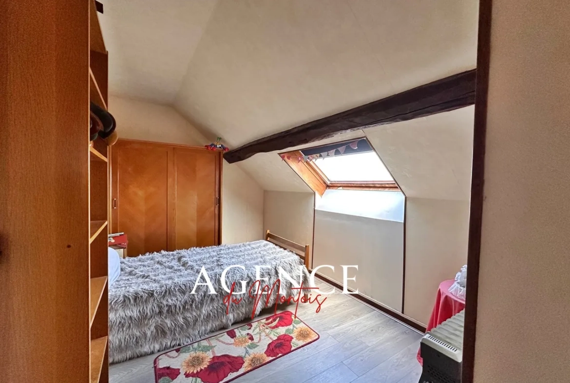 Charmante maison villageoise à Bray-sur-Seine avec jardin et garage 