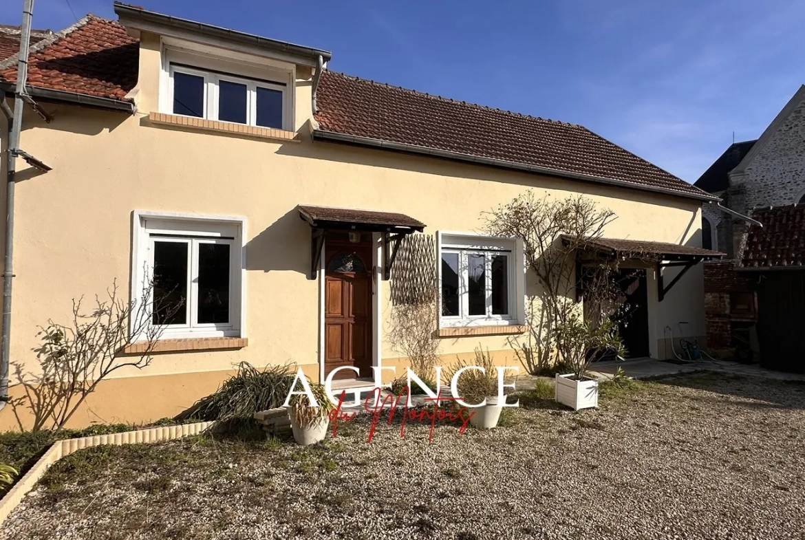 Charmante maison villageoise à Bray-sur-Seine avec jardin et garage 