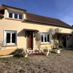 Charmante maison villageoise à Bray-sur-Seine avec jardin et garage