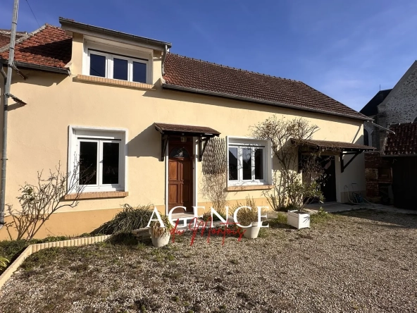 Charmante maison villageoise à Bray-sur-Seine avec jardin et garage