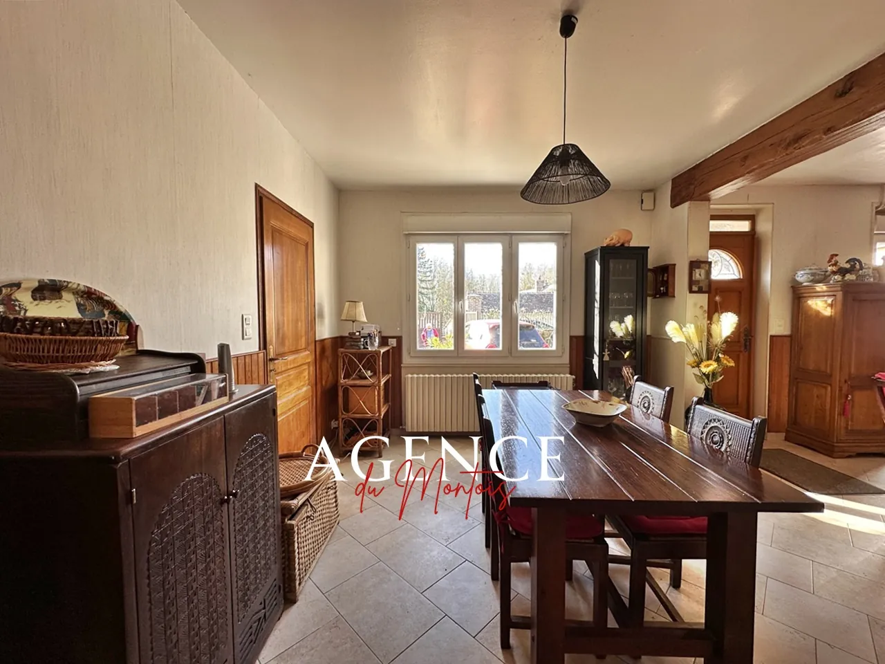 Charmante maison villageoise à Bray-sur-Seine avec jardin et garage 