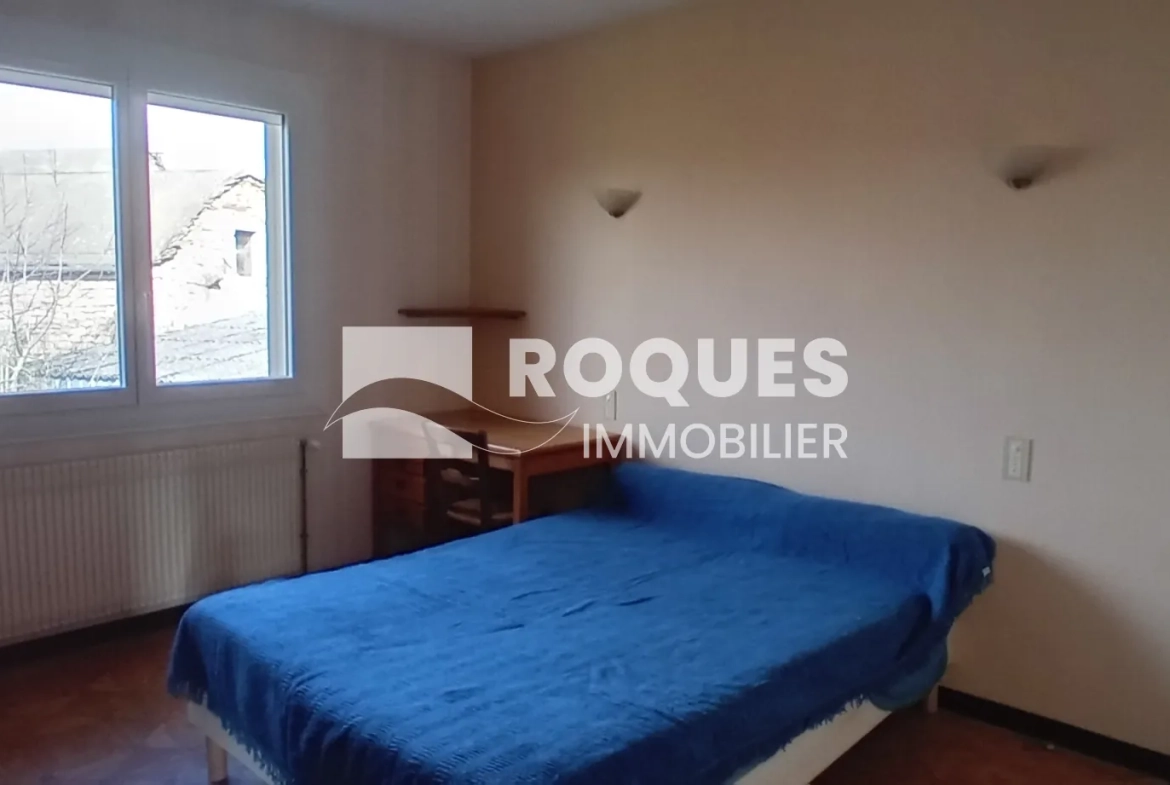 Maison T5 à 20 minutes de Millau avec garage et terrasse dans village paisible 