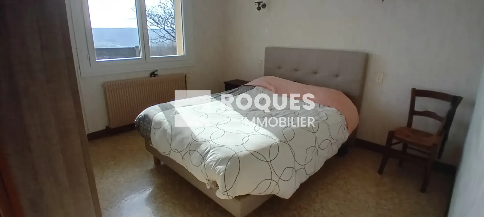 Maison T5 à 20 minutes de Millau avec garage et terrasse dans village paisible 