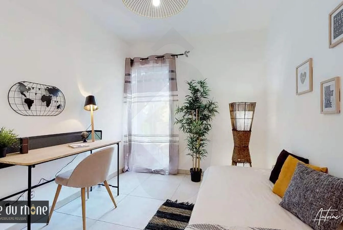 Appartement T3 à Villeurbanne avec balcon et garage, proche écoles et transports 