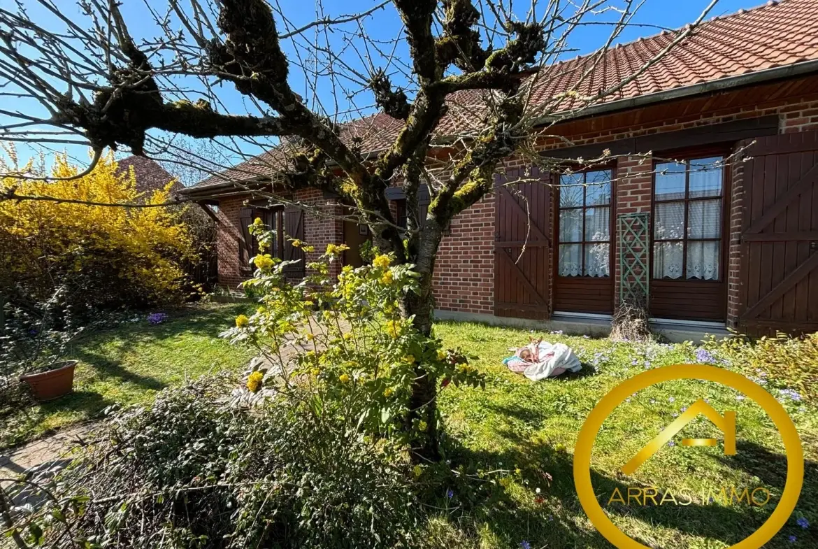 Maison de plain-pied à Achicourt de 85m² avec terrasse et jardin clos 