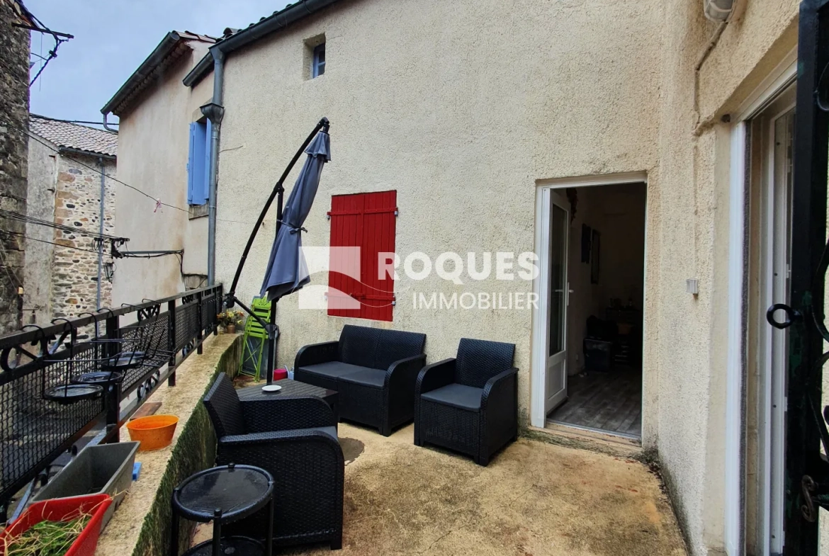 Maison de village à Lunas de 48 m² avec terrasse et grenier aménageable 