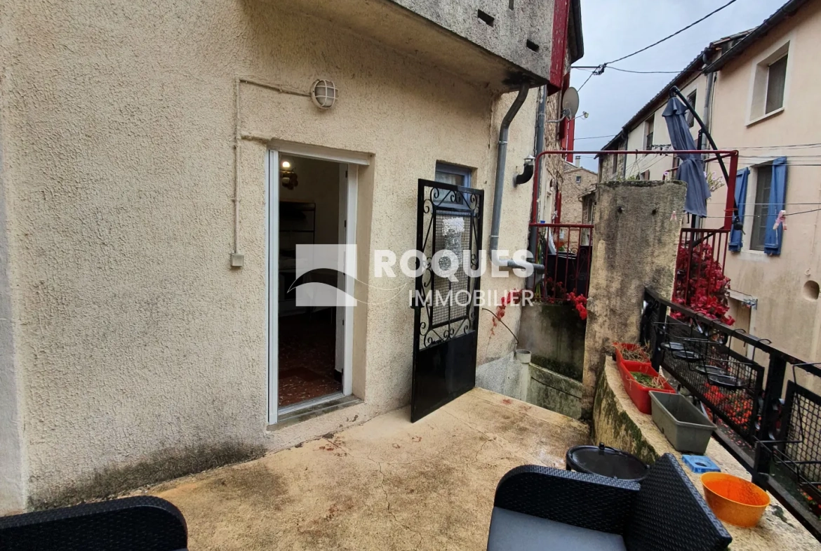 Maison de village à Lunas de 48 m² avec terrasse et grenier aménageable 